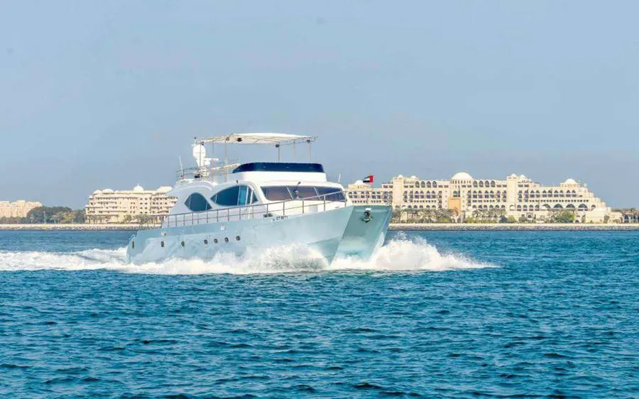 120ft Honor yacht charter Dubai - photo 3